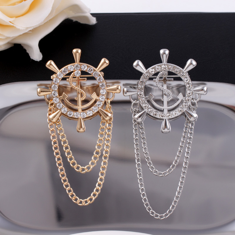 Insignia de traje vintage, bor - Vintage Things Collection reseña y precio